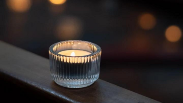 single taize candle